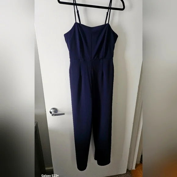 Blue Jumpsuit with Flowing Silhouette - Picture 4 of 7